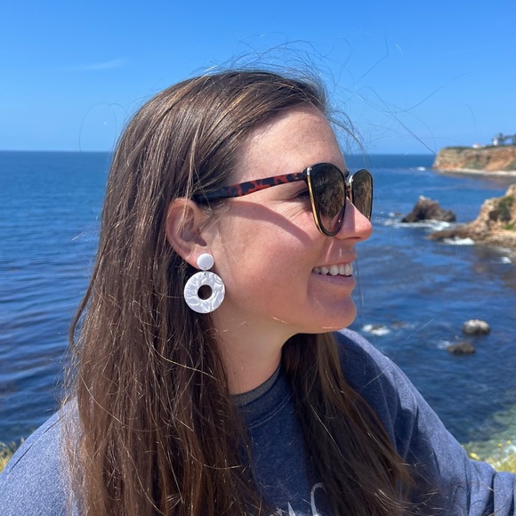 White Hoop Polymer Clay Earrings with Floral Print | Hypoallergenic - Picture 3 of 3